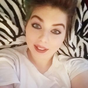 Meet your Posher, Kara